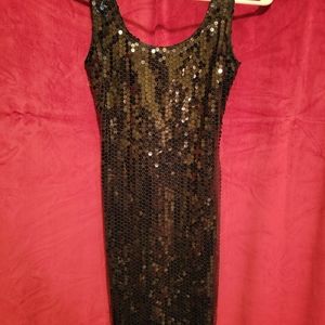 Vintage Made in USA  Black Sequin Roberta Mini Dress. Size 3/4
